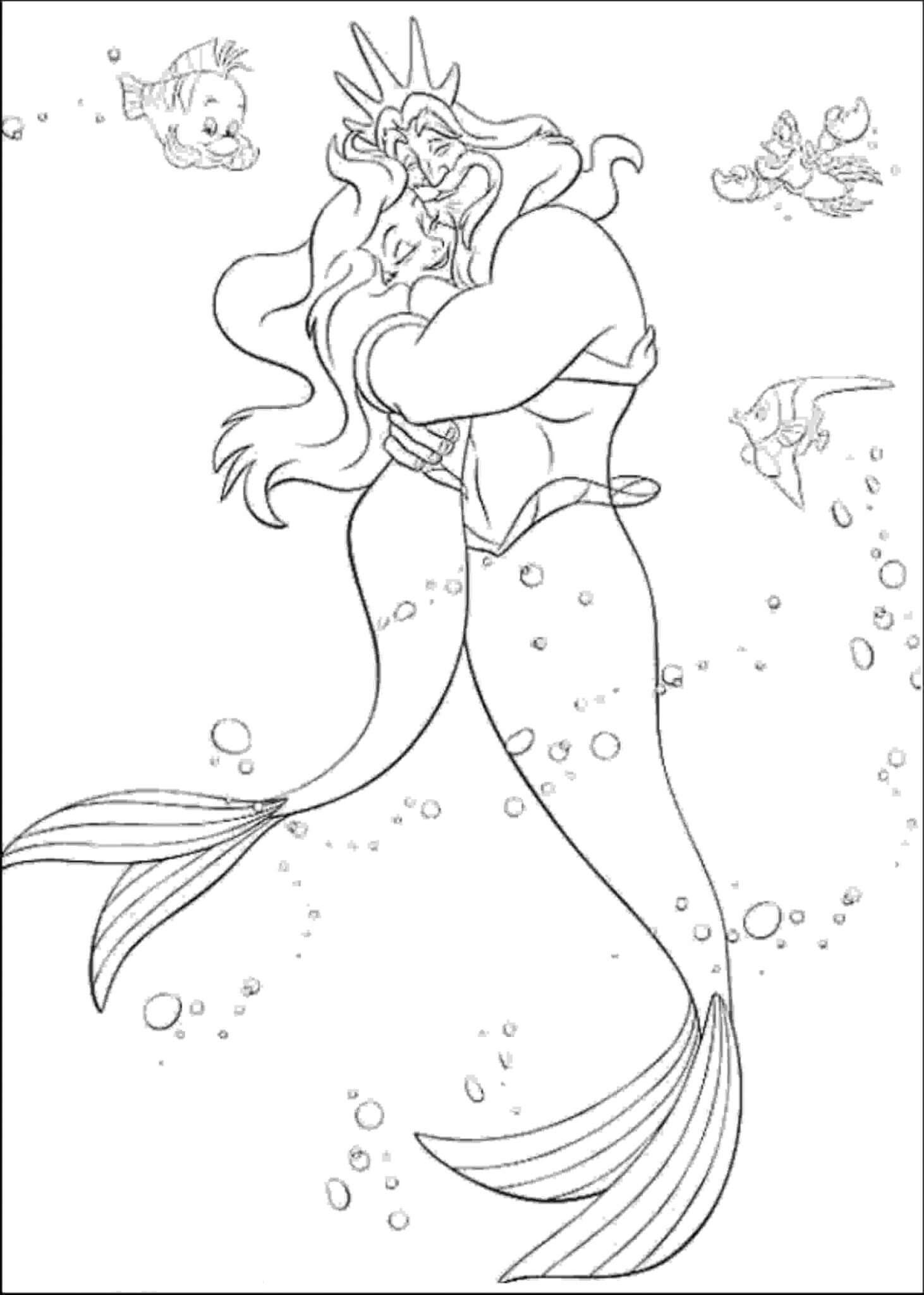 Dibujo de Aquaman Abrazando a la Sirena Ariel para Colorear