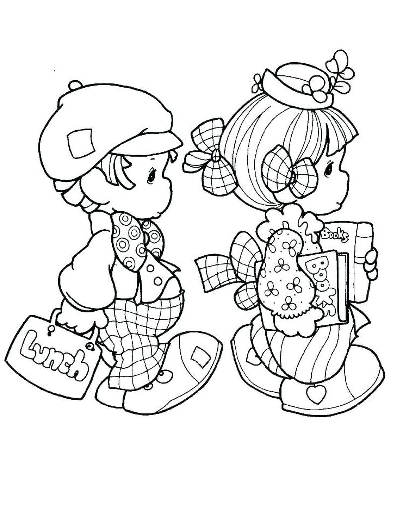 Dibujo de Ni o y niña Van a la Escuela para Colorear