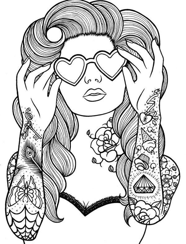 Dibujo de Chica Guay del Tatuaje para Colorear