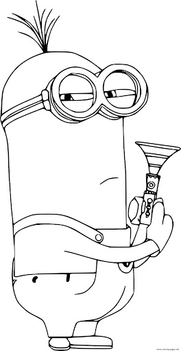 Dibujo de Kevin Minion Sostiene una Trompeta para Colorear