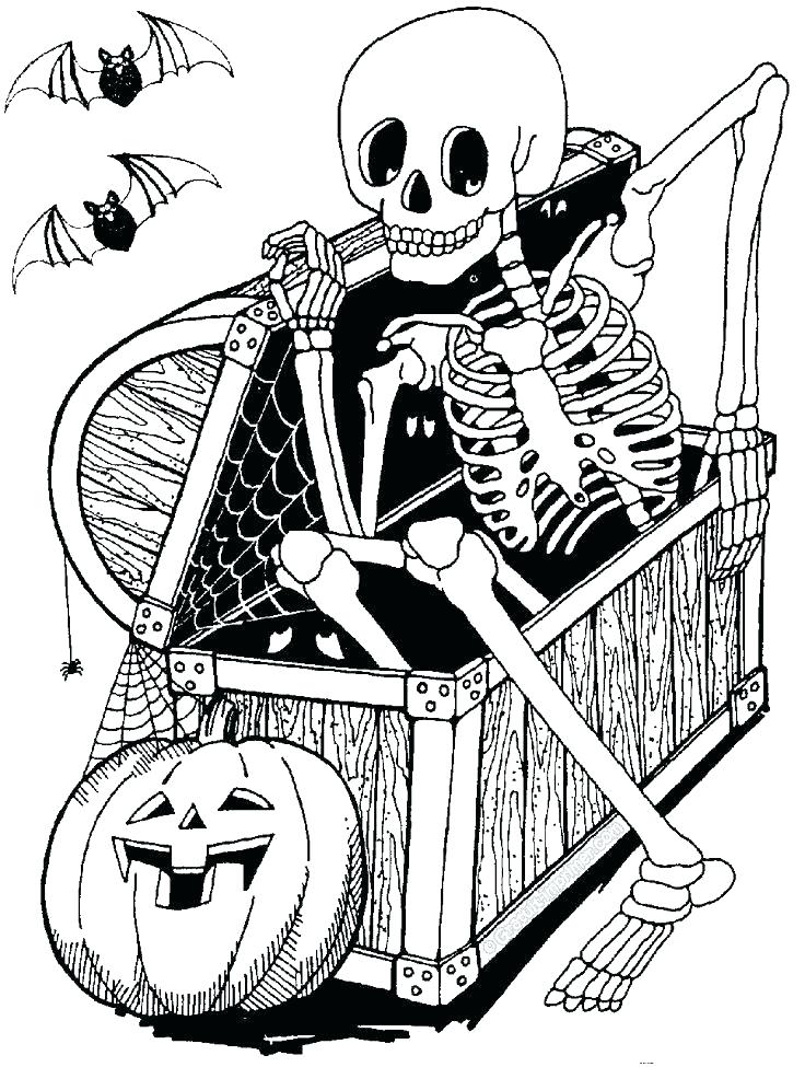 Dibujo de Esqueleto Espeluznante en el Pecho para Colorear
